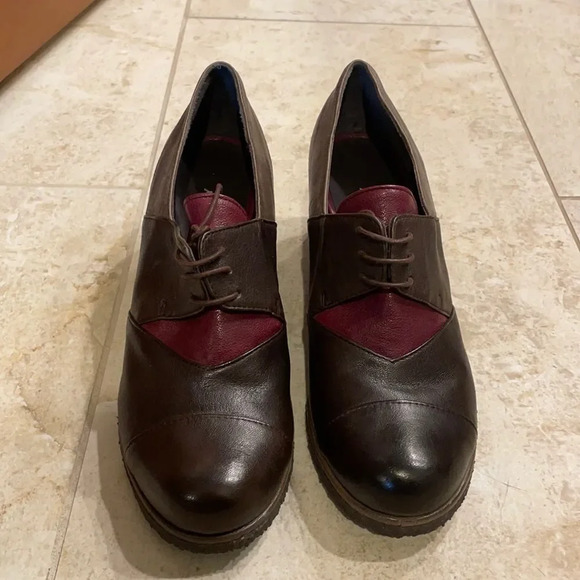 AUDLEY woman’s two toned heeled loafers - Picture 1 of 12